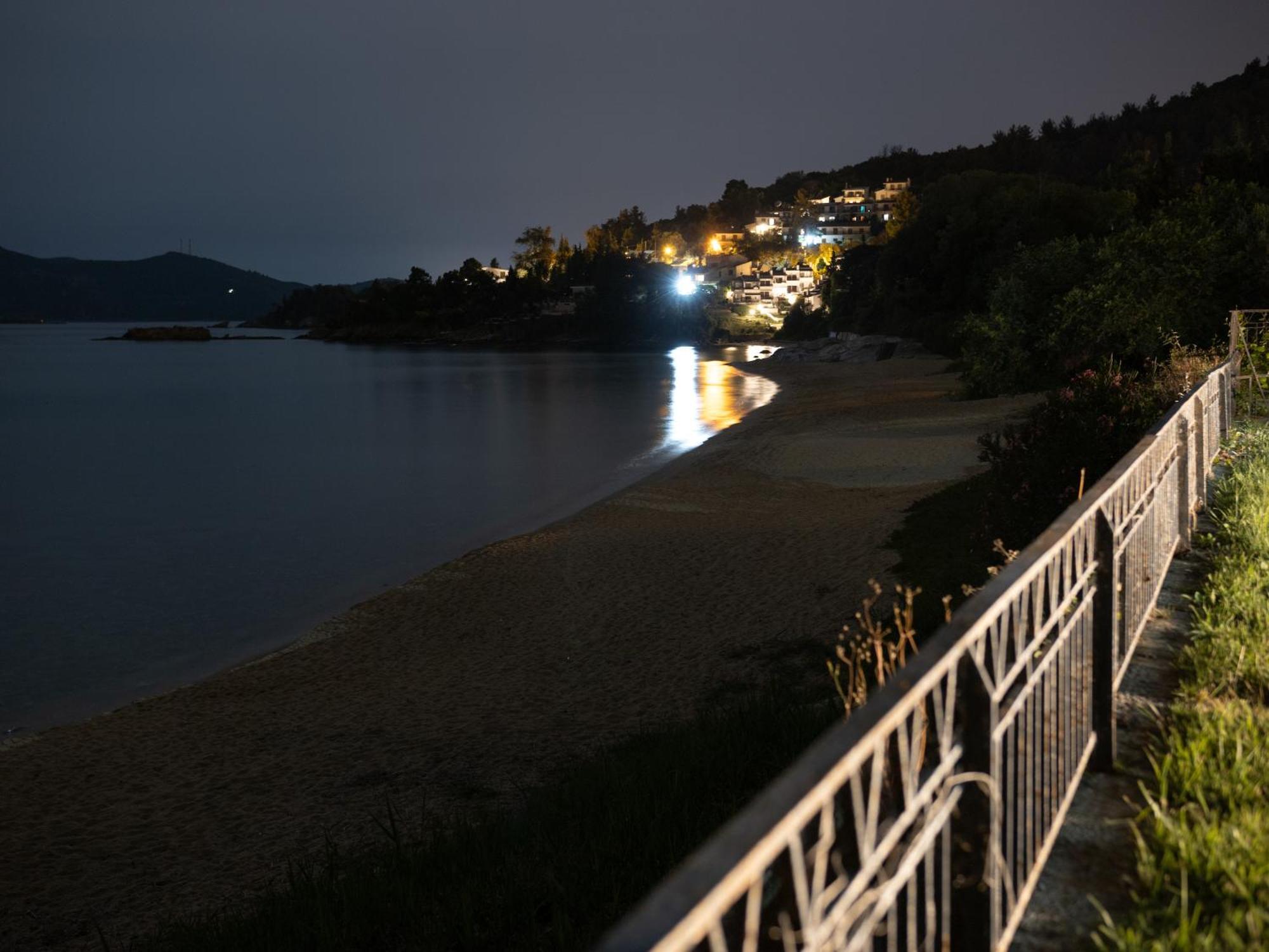 The House On The Beach PalaiónTsiflíkion Buitenkant foto